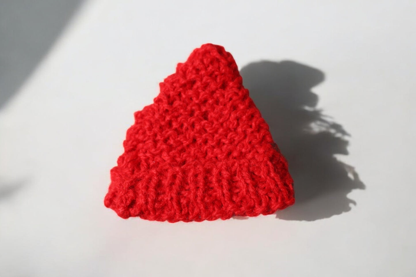 Mini Santa Style Hats (1x1.5/2inches)